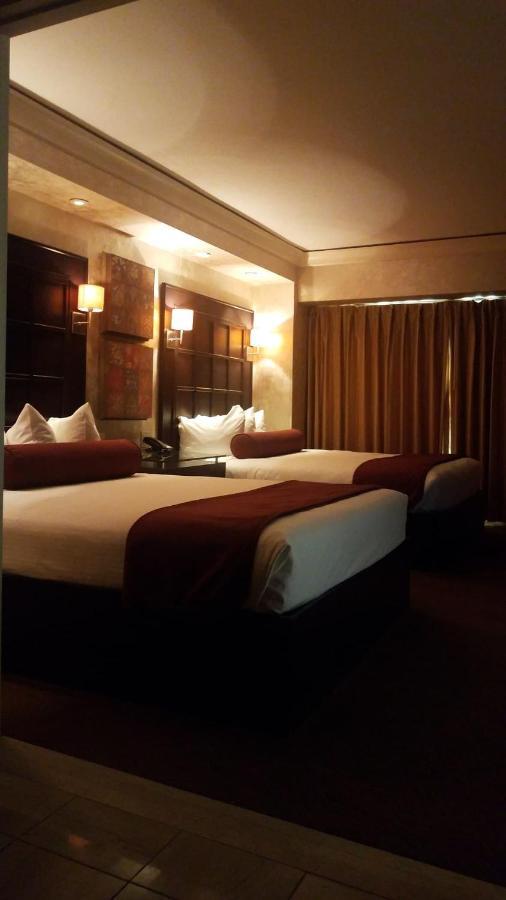 Reno Suites Eksteriør billede