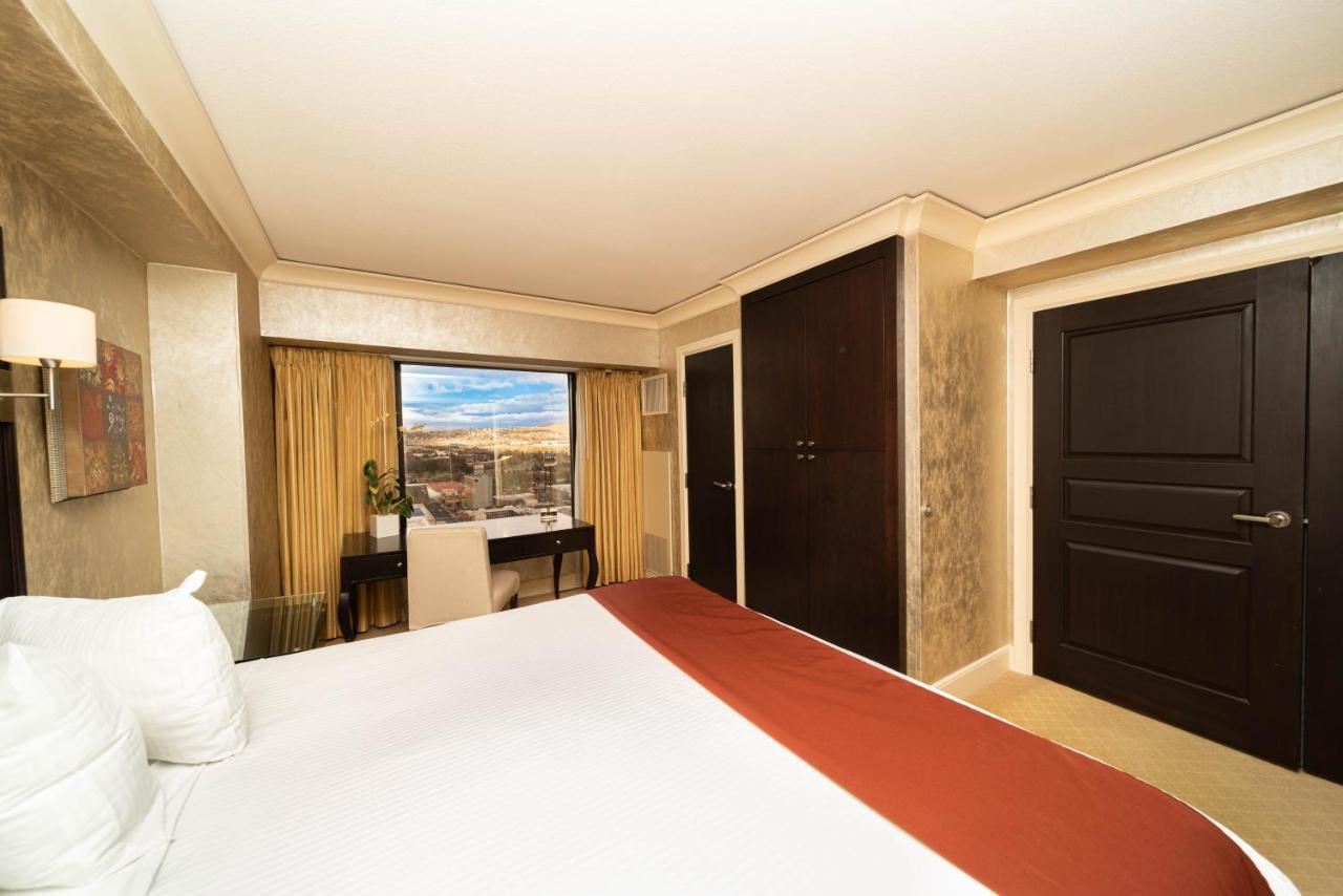 Reno Suites Eksteriør billede